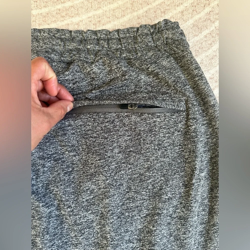 Vuori Ponto Performance Pants Mens XXL Gray Heather Stretch Soft Sport Gym